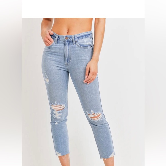 High Rise Girlfriend Jeans! - Picture 5 of 6